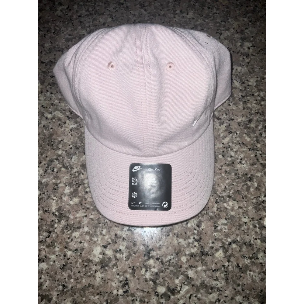 Pink Nike Club Classic cap